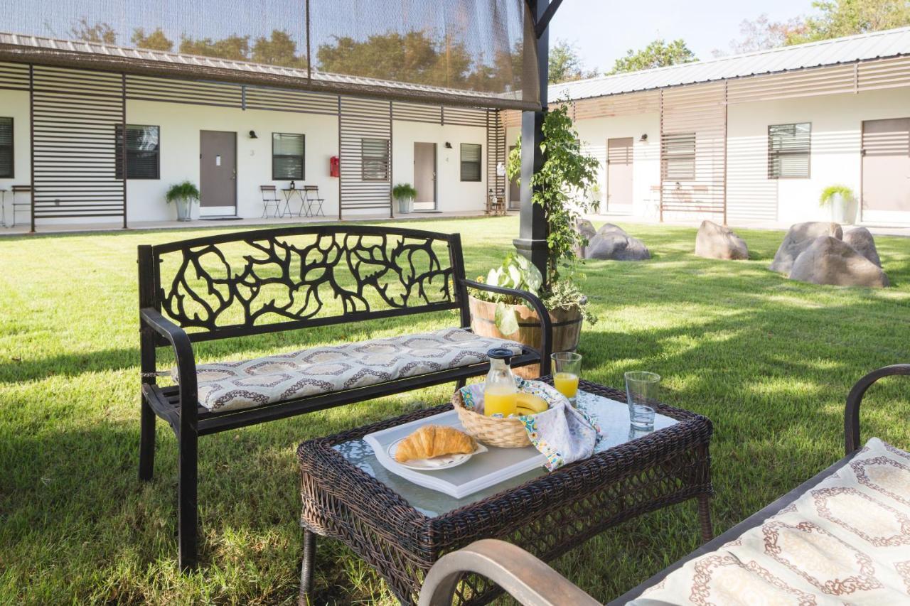 Hotel Flora And Fauna Wimberley Dış mekan fotoğraf