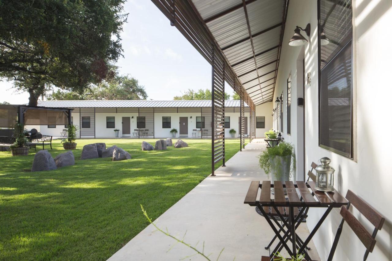 Hotel Flora And Fauna Wimberley Dış mekan fotoğraf